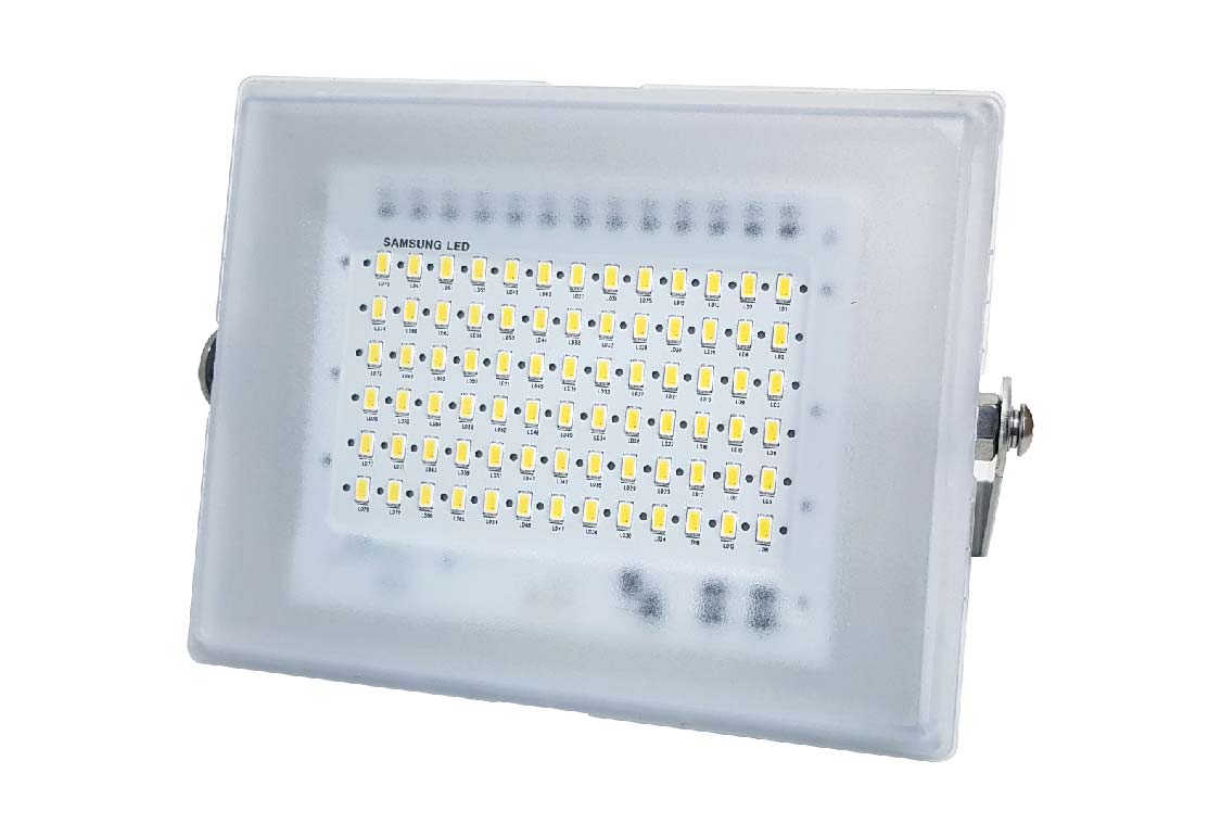 Chiếu sáng tàu và thiết bị. Đèn pha Led .DC24V 45W,IP67. Pha led Korea